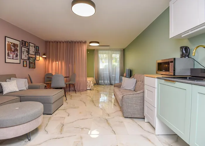 Neringos Apartamentai * Паланга