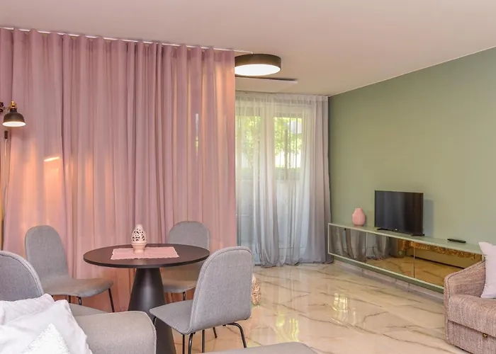 Neringos Apartamentai * Palanga